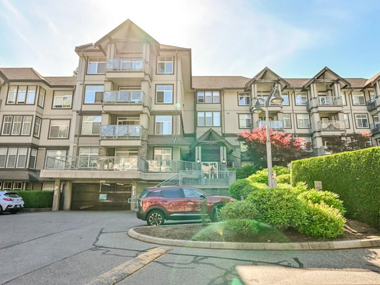 213-33318 E Bourquin Crescent, Abbotsford, BC, V2S 0A6 - 3