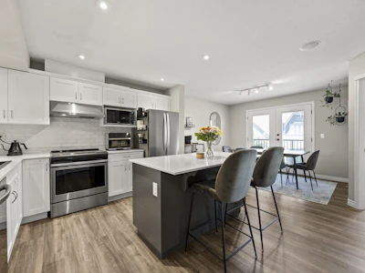 21-46840 Russell Road - 2