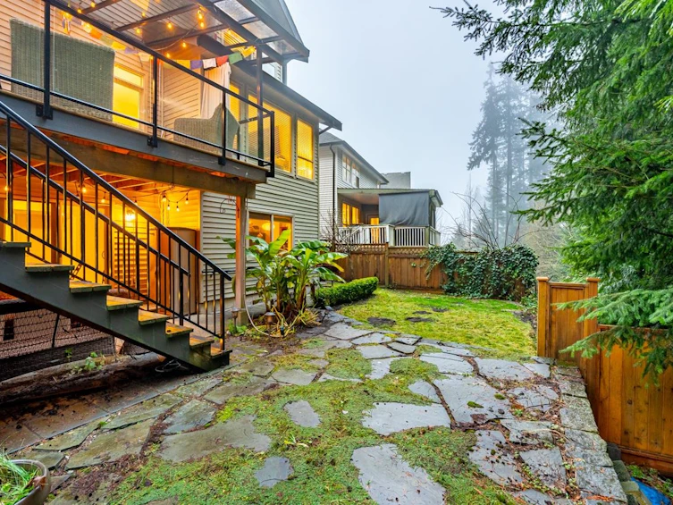 30 Hawthorn Drive, Port Moody, BC, V3H 0A4 - 35