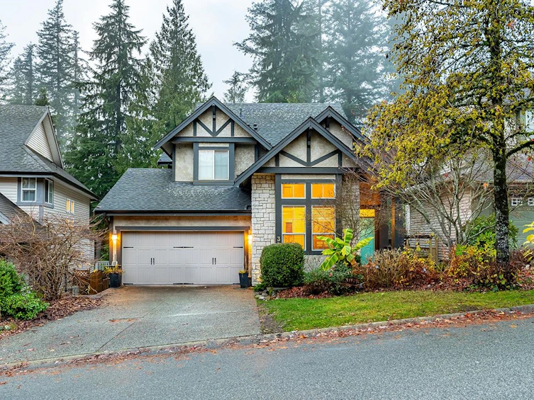 30 Hawthorn Drive, Port Moody, BC, V3H 0A4