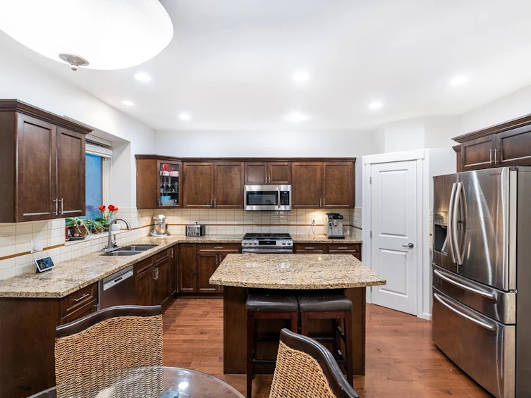 30 Hawthorn Drive, Port Moody, BC, V3H 0A4 - 10