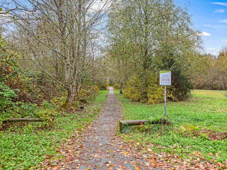 3010 Semiahmoo Trail, Surrey, BC, V4P 1H3 - 29