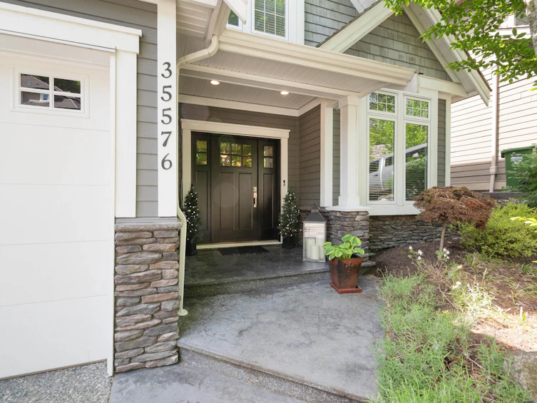 35576 Goodbrand Drive, Abbotsford, BC, V3G 3E7 - 3