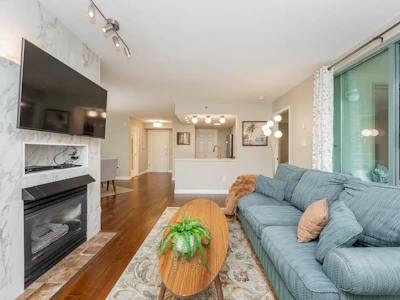 304-220 Newport Drive - 2