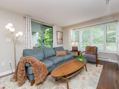304-220 Newport Drive - 3