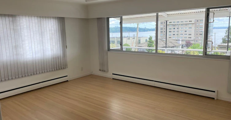 B-299 24th Street, West Vancouver, BC, V7V 4G9 - 3