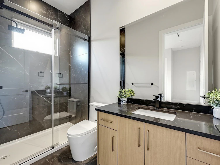 821 Prospect Street, Coquitlam, BC, V3J 6E8 - 15