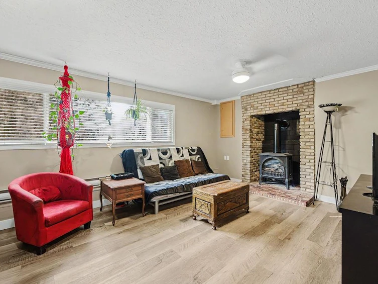 1102 Grandview Road, Gibsons, BC, V0N 1V3 - 22