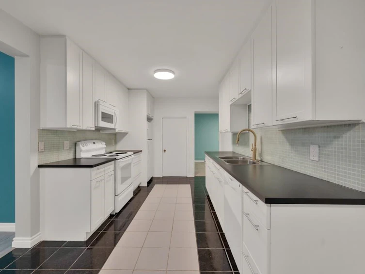 15423 Buena Vista Avenue, Surrey, BC, V4B 1Y9 - 29