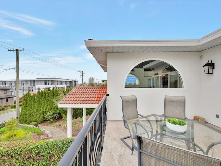 15423 Buena Vista Avenue, Surrey, BC, V4B 1Y9 - 26