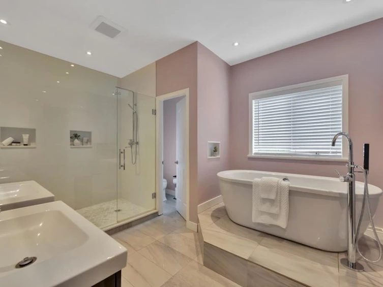 15423 Buena Vista Avenue, Surrey, BC, V4B 1Y9 - 23