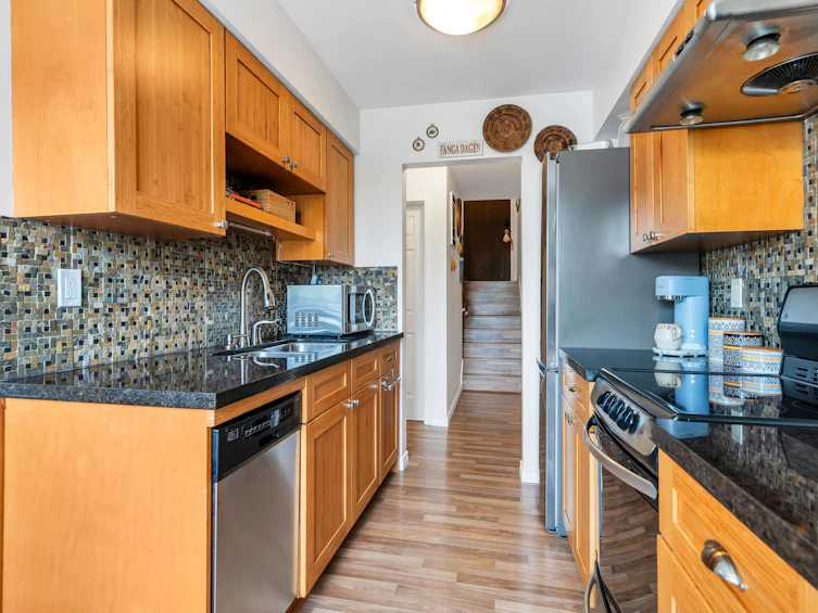 207-2080 Maple Street, Vancouver, BC, V6J 4P9 - 12