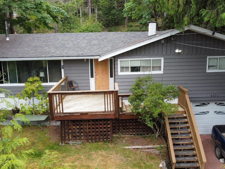 4371 Garden Bay Road, Pender Harbour Egmont, BC, V0N 1S0