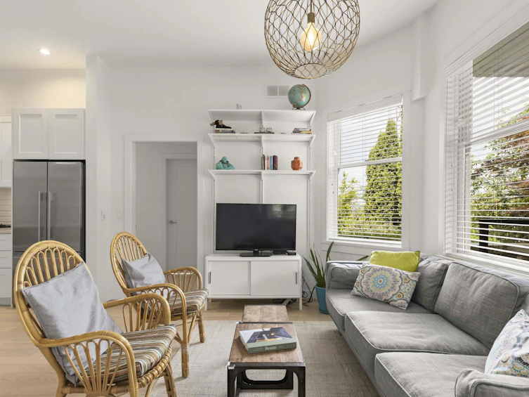 100-1872 Parker Street, Vancouver, BC, V5L 2K9 - 8