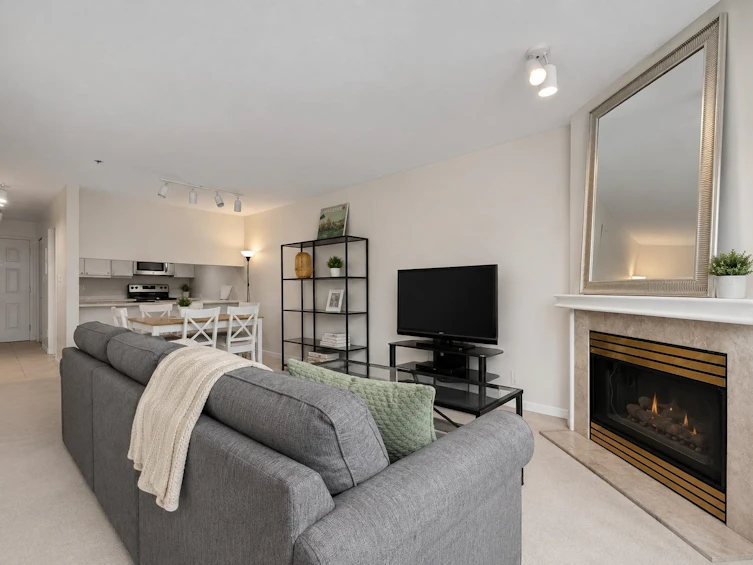 108-3250 W Broadway, Vancouver, BC, V6K 2H4 - 7
