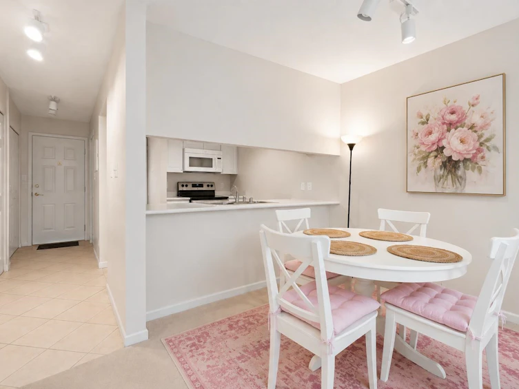 108-3250 W Broadway, Vancouver, BC, V6K 2H4 - 9