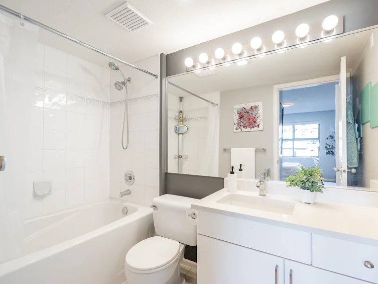 204-260 Newport Drive, Port Moody, BC, V3H 5C6 - 15