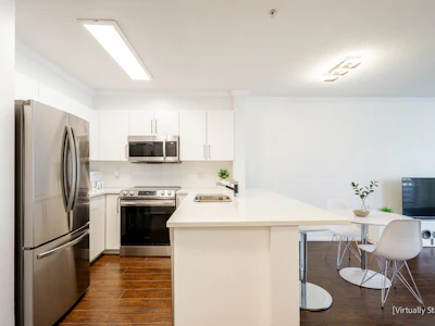 204-260 Newport Drive - 4