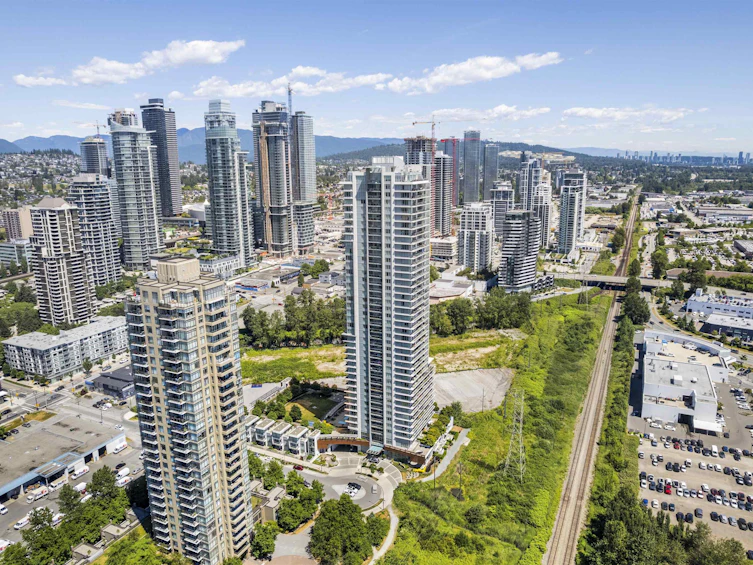 608-2388 Madison Avenue, Burnaby, BC, V5C 0K8 - 3