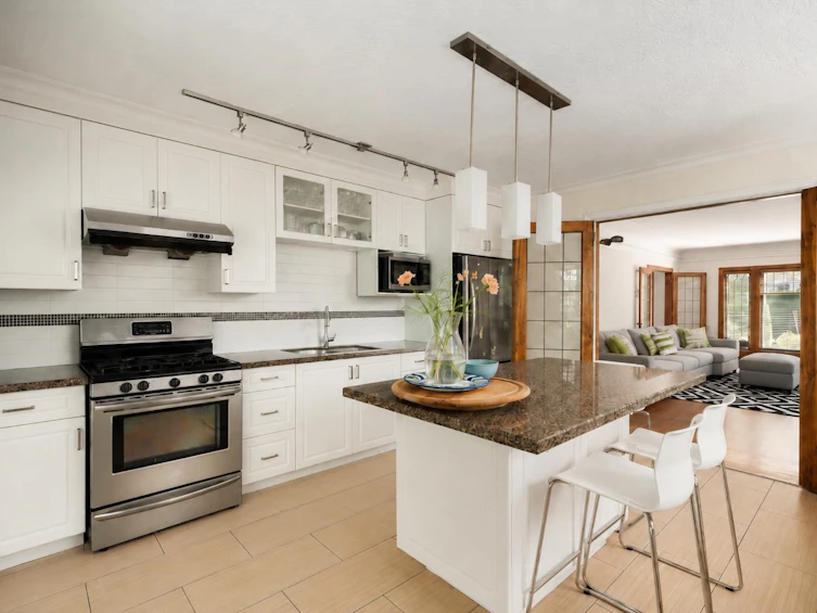 6311 Adera Street, Vancouver, BC, V6M 3J7 - 9
