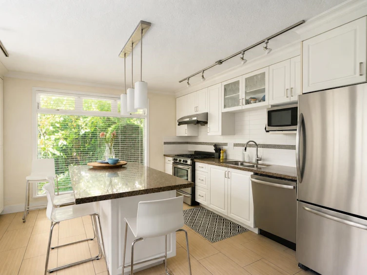 6311 Adera Street, Vancouver, BC, V6M 3J7 - 11