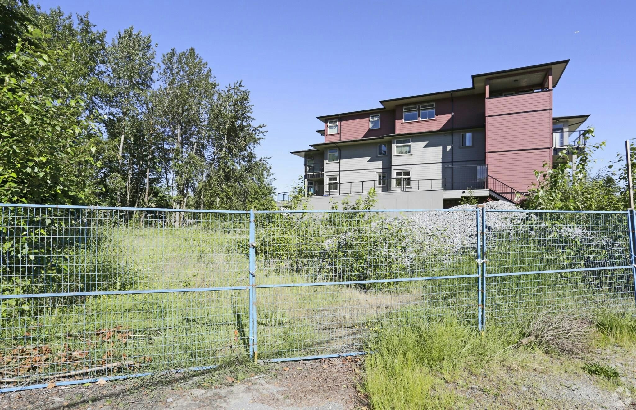 11655 Burnett Street, Maple Ridge, BC, V2X 6P3
