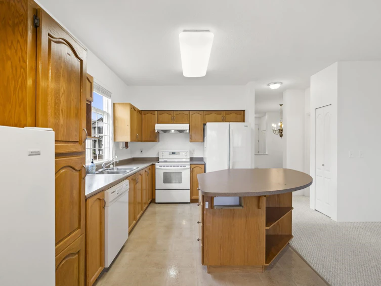 18483 66a Avenue, Surrey, BC, V3S 9B1 - 13