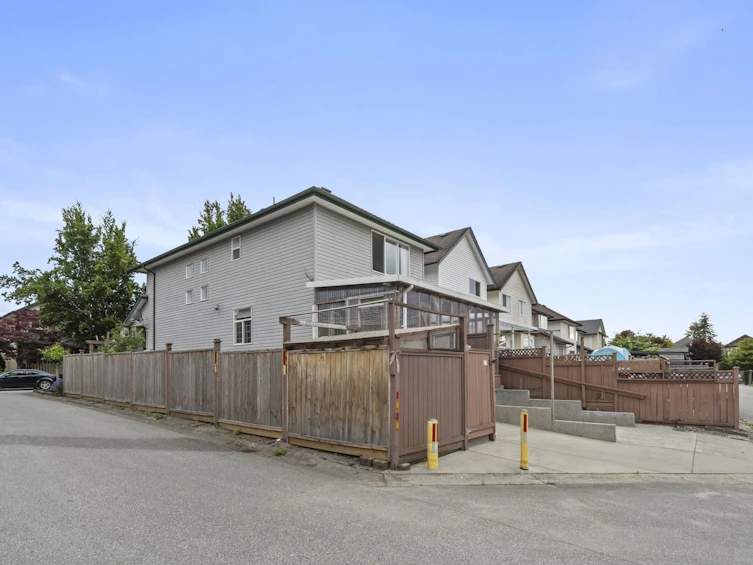 18483 66a Avenue, Surrey, BC, V3S 9B1 - 37