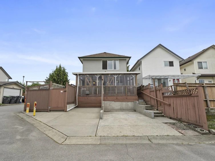 18483 66a Avenue, Surrey, BC, V3S 9B1 - 39