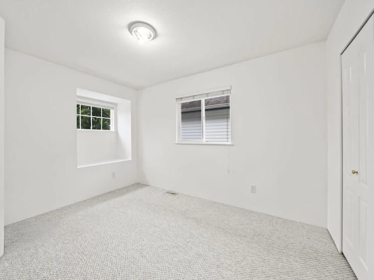 18483 66a Avenue, Surrey, BC, V3S 9B1 - 28