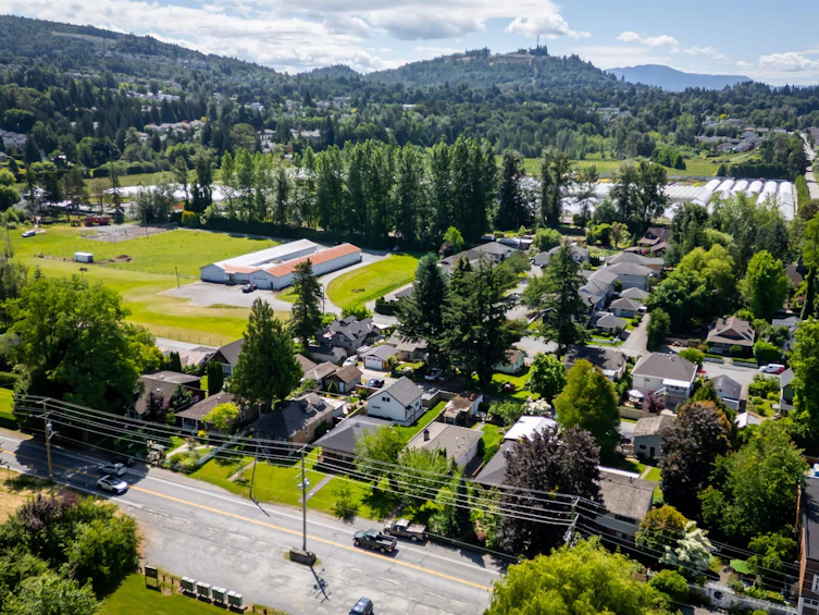 34850 Clayburn Road, Abbotsford, BC, V2S 7Y9 - 36