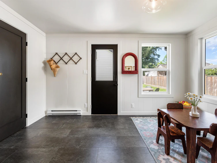 34850 Clayburn Road, Abbotsford, BC, V2S 7Y9 - 16