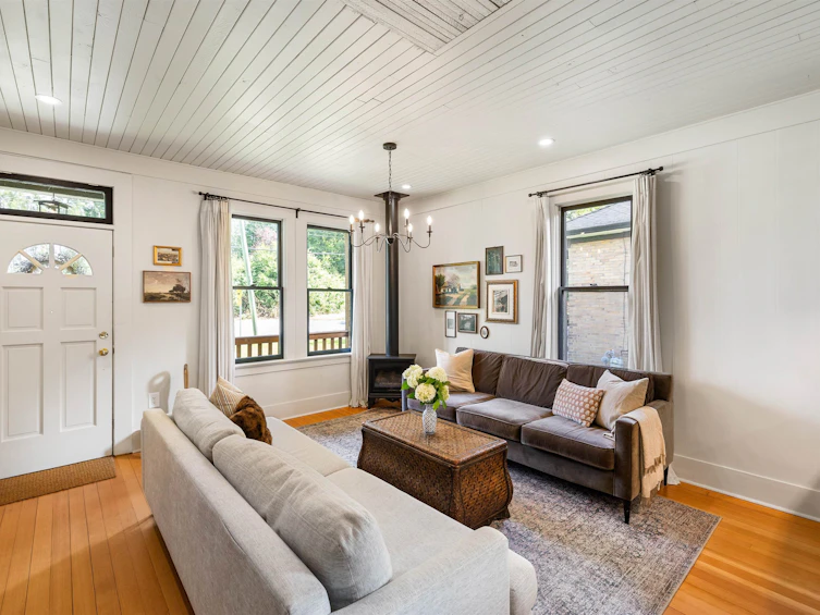34850 Clayburn Road, Abbotsford, BC, V2S 7Y9 - 5