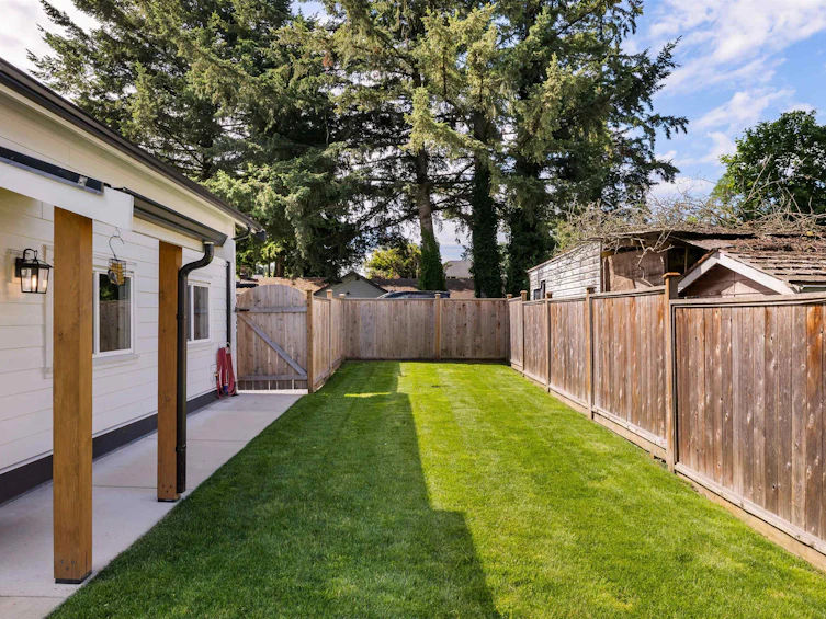 34850 Clayburn Road, Abbotsford, BC, V2S 7Y9 - 20