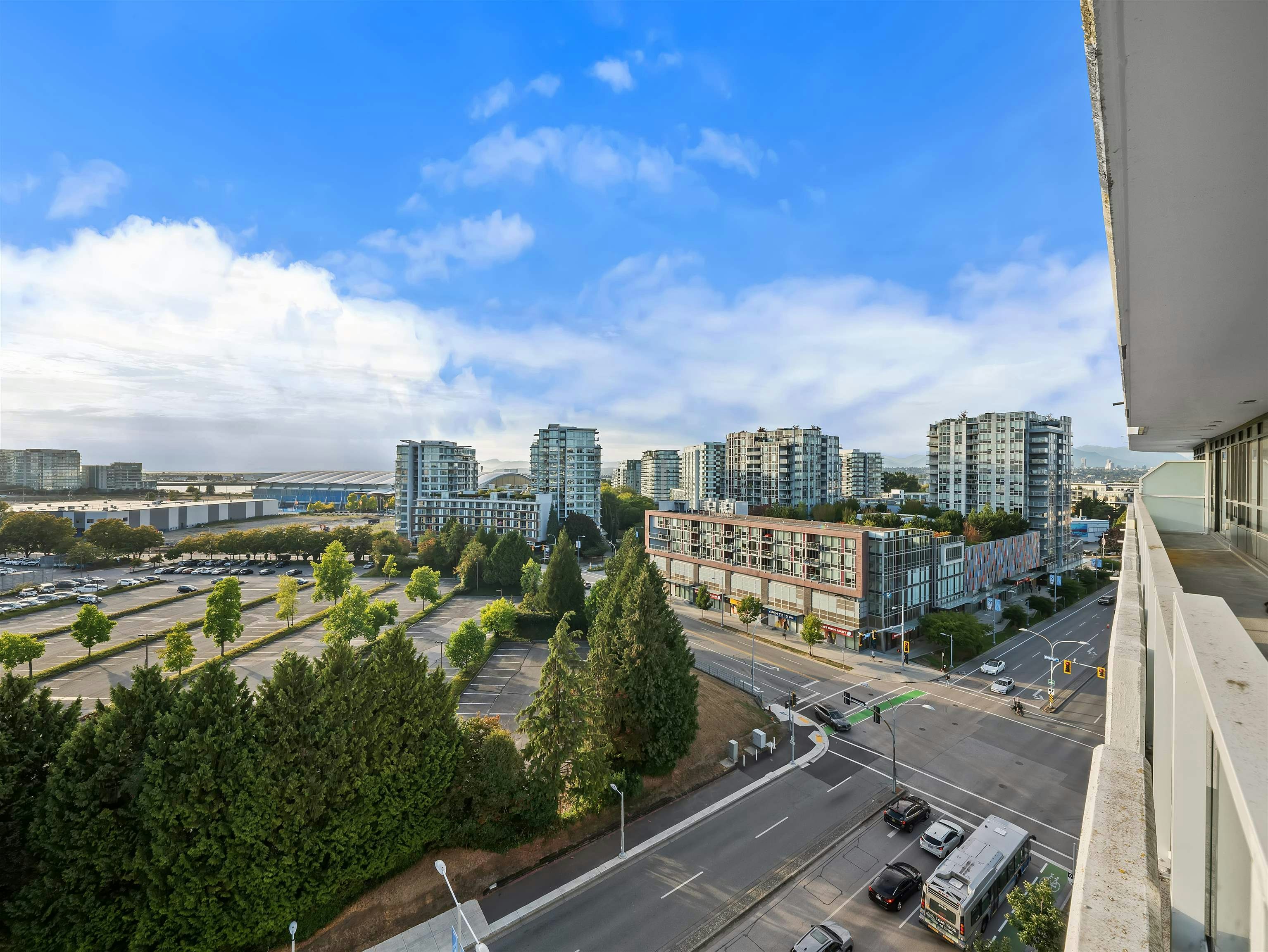 1102-5766 Gilbert Road, Richmond, BC, V6X 1B7 - 2