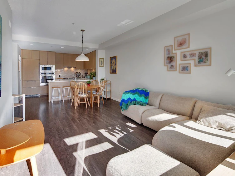 207-3825 Cates Landing Way, North Vancouver, BC, V7G 0A6 - 4