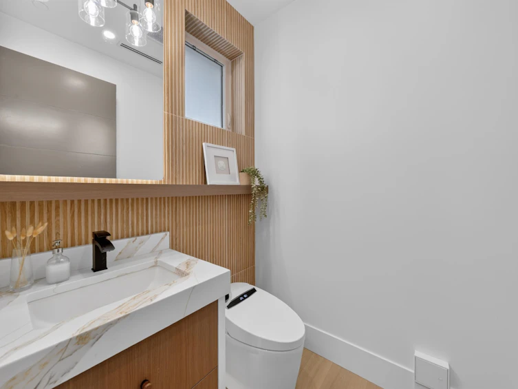 1-847 E 10th Avenue, Vancouver, BC, V5T 2A9 - 7