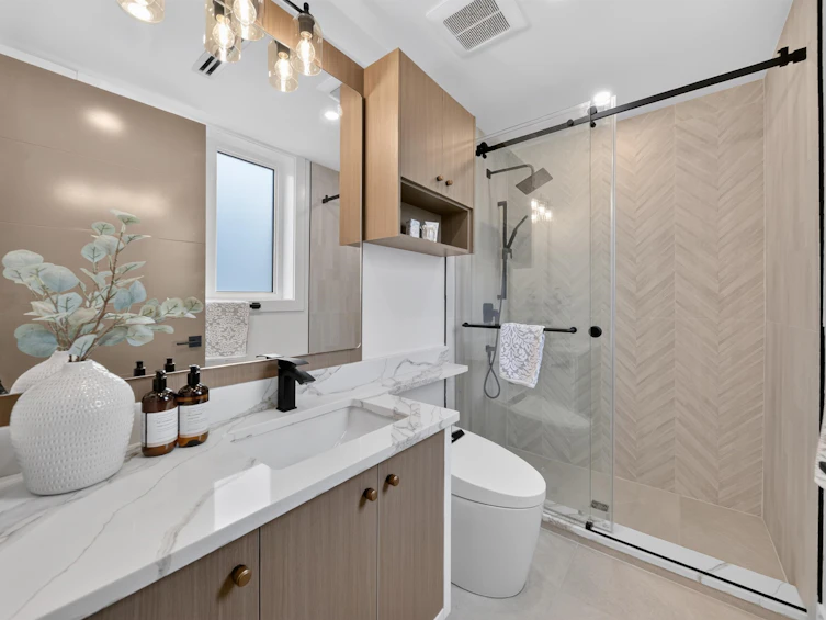 1-847 E 10th Avenue, Vancouver, BC, V5T 2A9 - 13