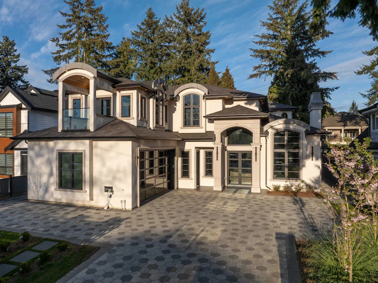 10258 128a Street, Surrey, BC, V3T 3E8