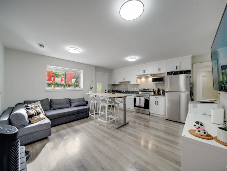 708 Austin Avenue, Coquitlam, BC, V3K 3N1 - 25