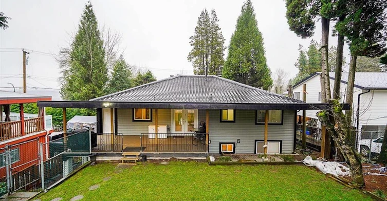 322 Mariner Way, Coquitlam, BC, V3K 1N6 - 2