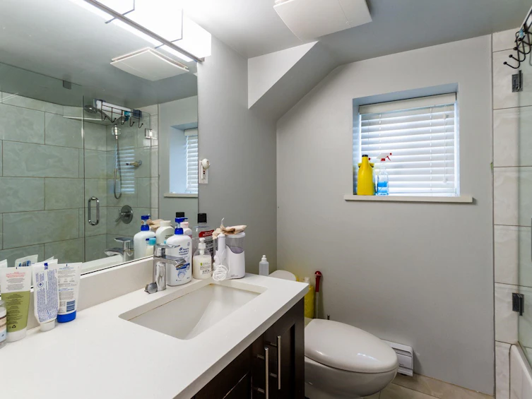 7643 Selkirk Street, Vancouver, BC, V6P 4H3 - 25