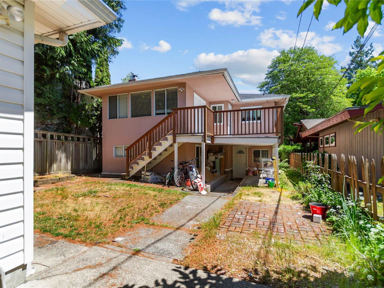 7643 Selkirk Street, Vancouver, BC, V6P 4H3 - 8