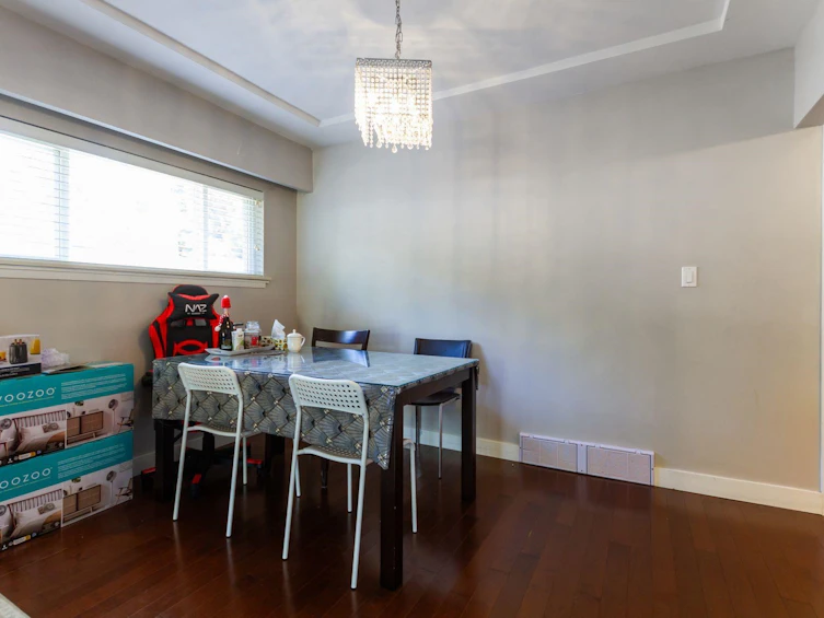 7643 Selkirk Street, Vancouver, BC, V6P 4H3 - 18