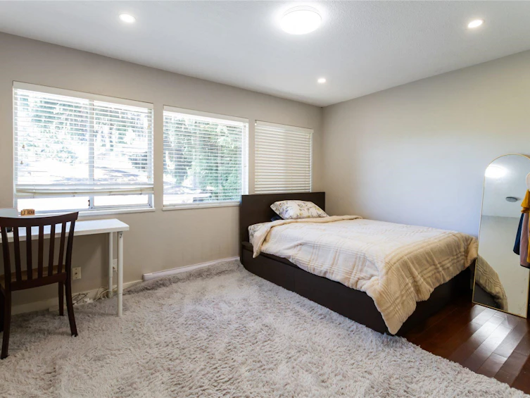 7643 Selkirk Street, Vancouver, BC, V6P 4H3 - 5