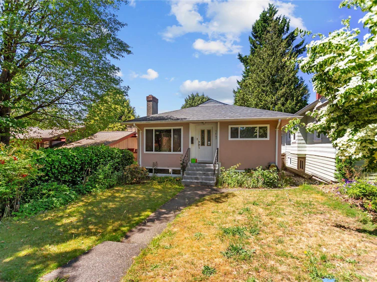 7643 Selkirk Street, Vancouver, BC, V6P 4H3