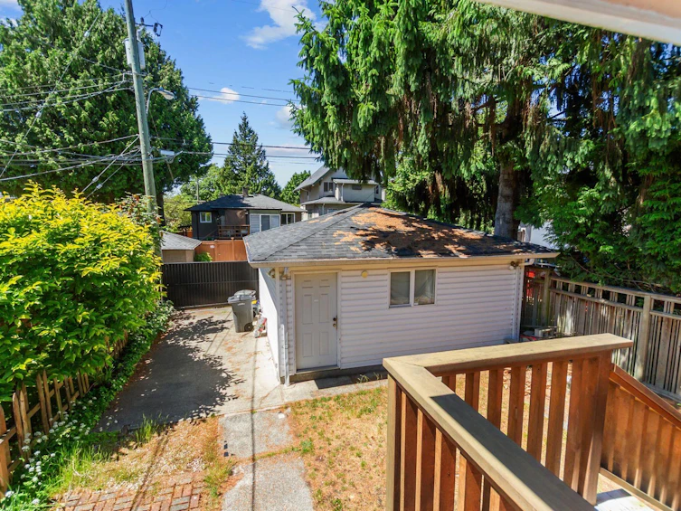 7643 Selkirk Street, Vancouver, BC, V6P 4H3 - 9