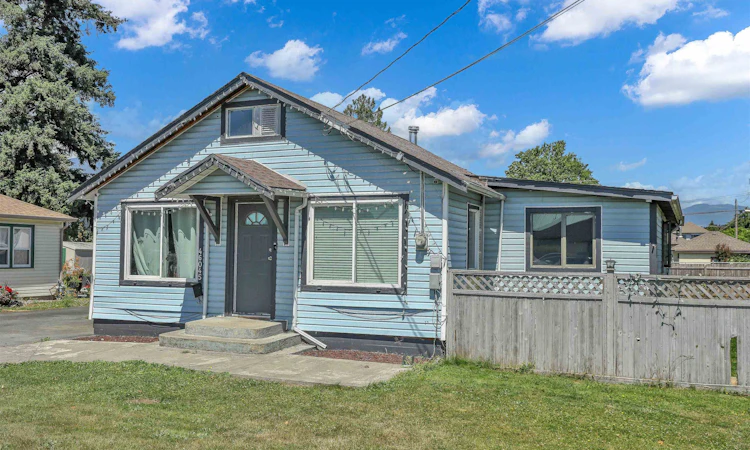 46045 Fifth Avenue