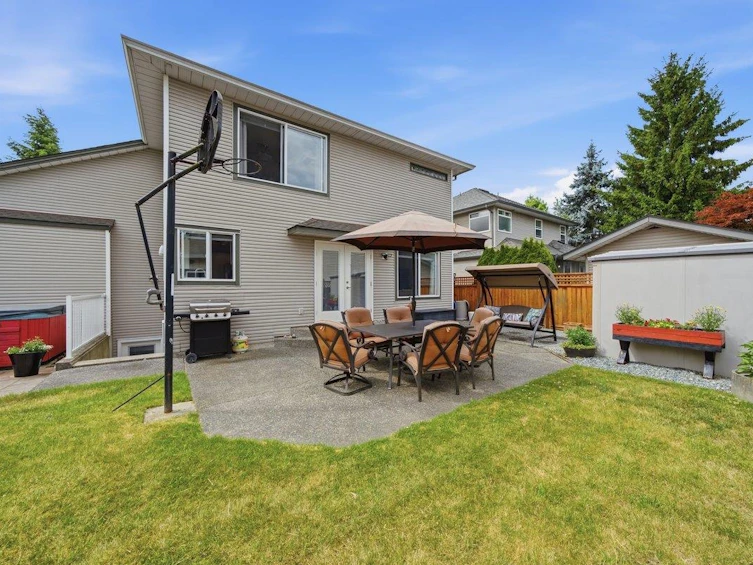 18745 65 Avenue, Surrey, BC, V3S 8V2 - 15