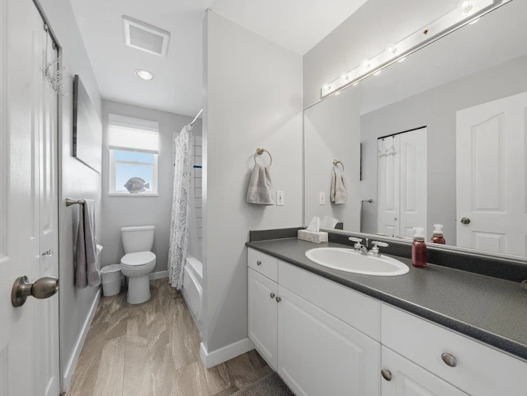 18745 65 Avenue, Surrey, BC, V3S 8V2 - 28